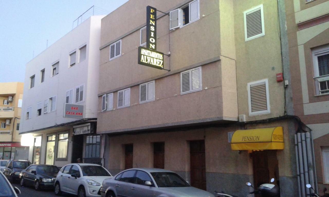 Pension Alvarez El Tablero  Bagian luar foto